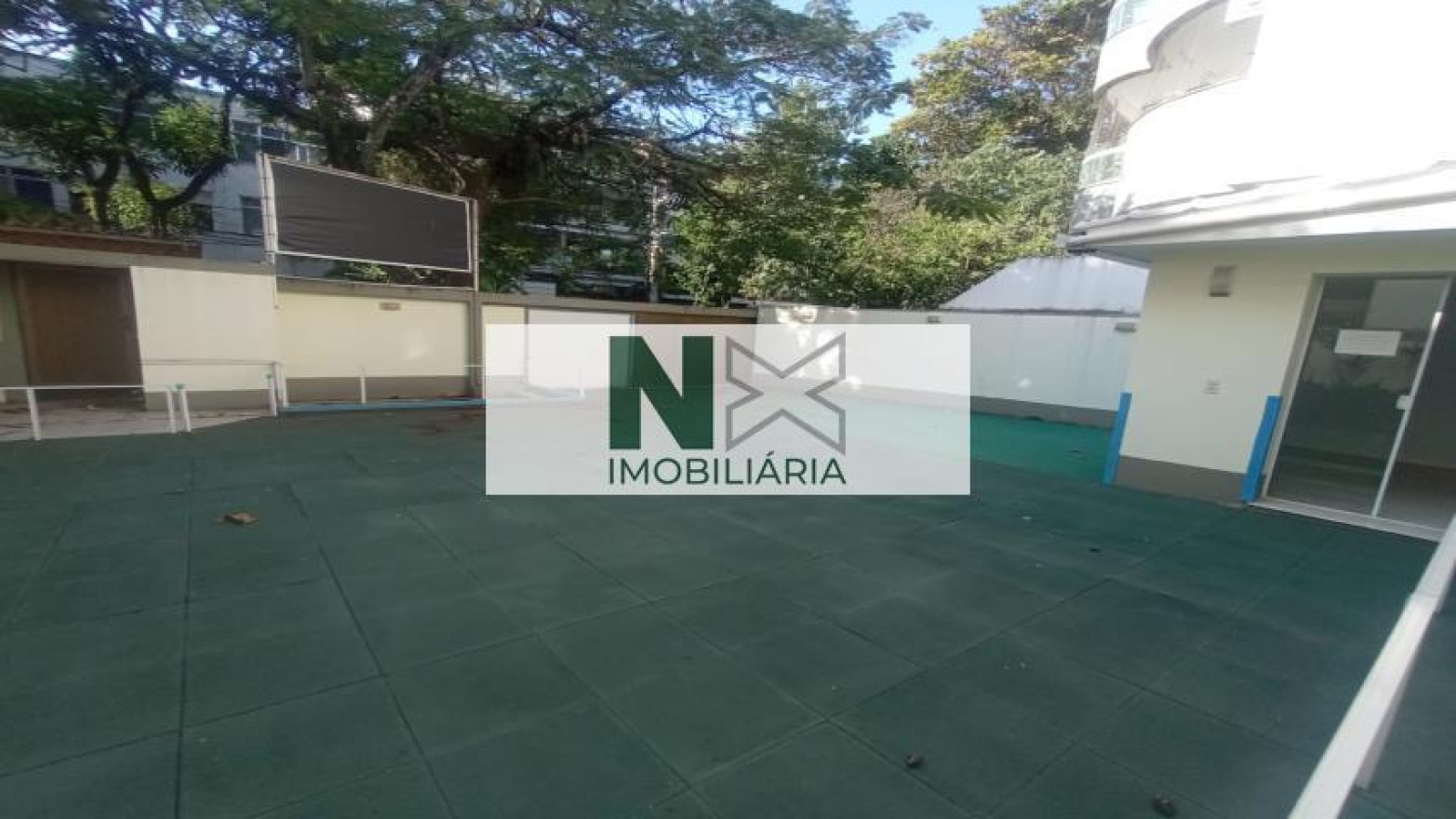 Casa 9 Quartos 200m² 
