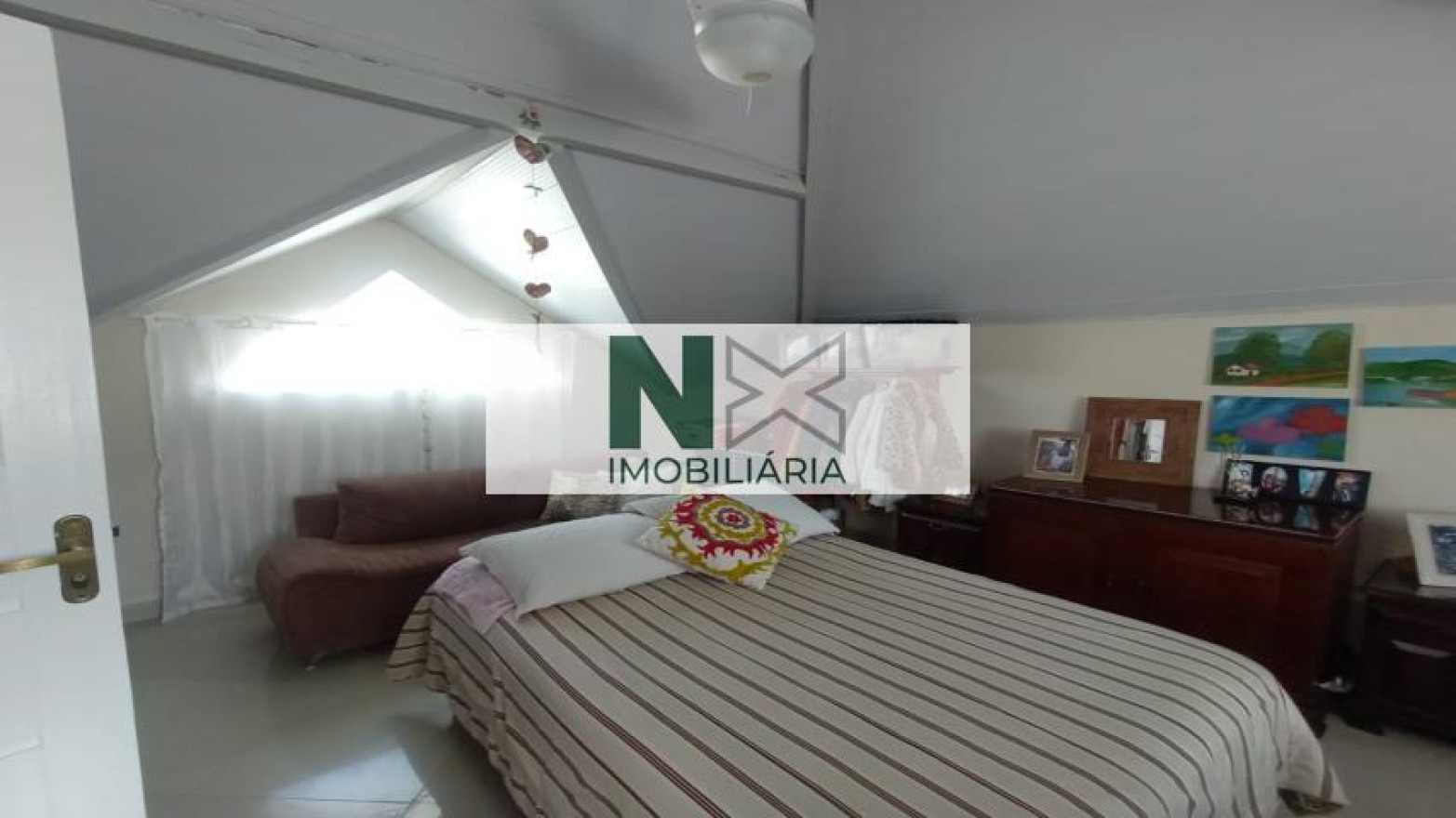 Casa 5 Quartos 300m² 