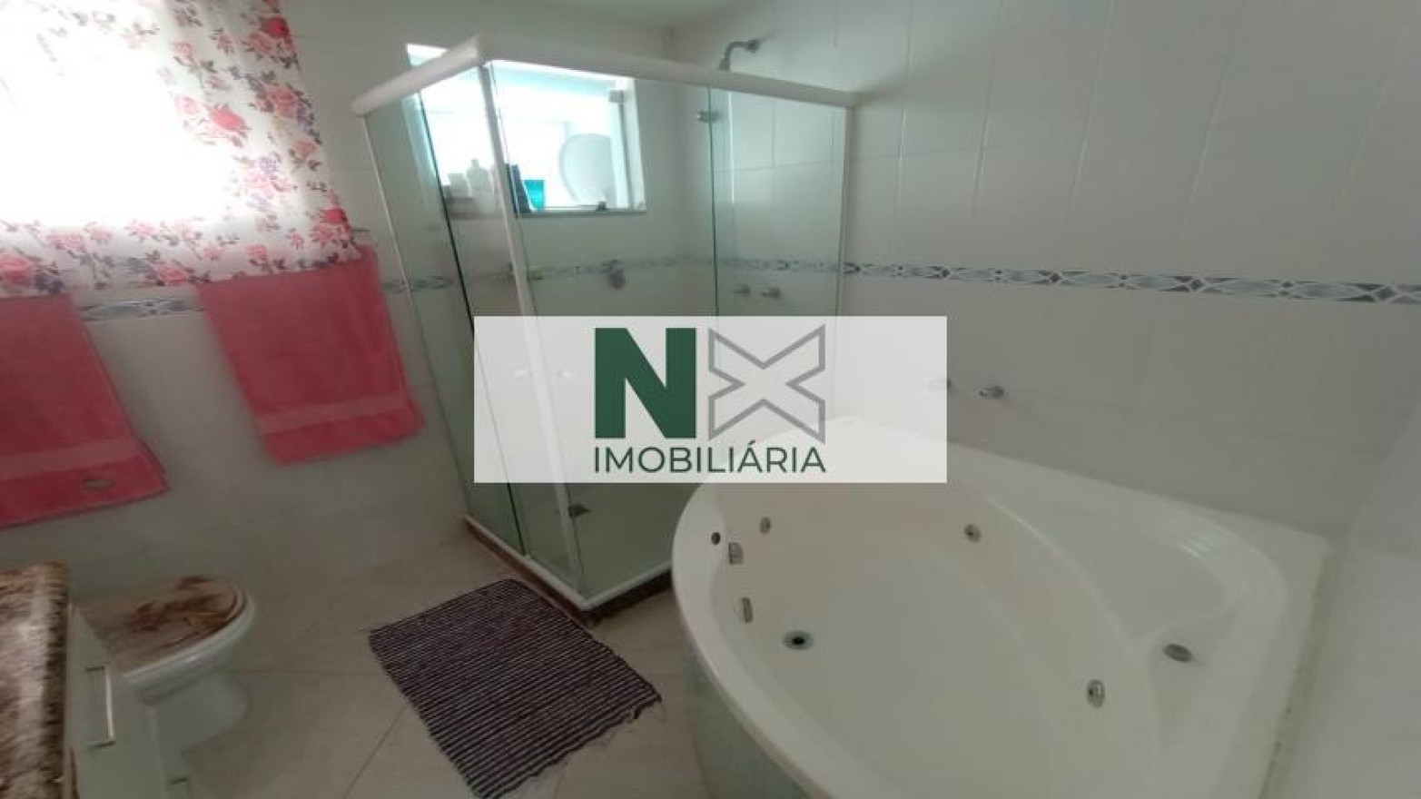 Casa 5 Quartos 300m² 