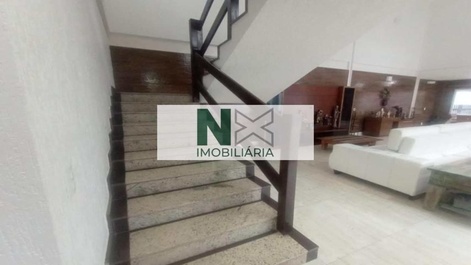 Casa 5 Quartos 350m² 