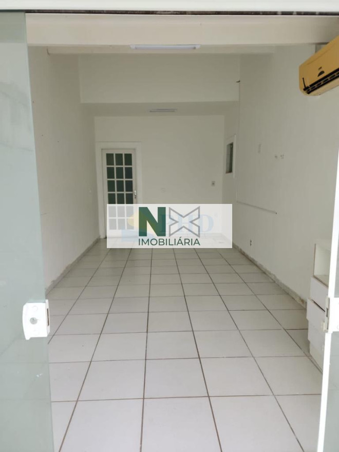CASA 3 Quartos 220m² 