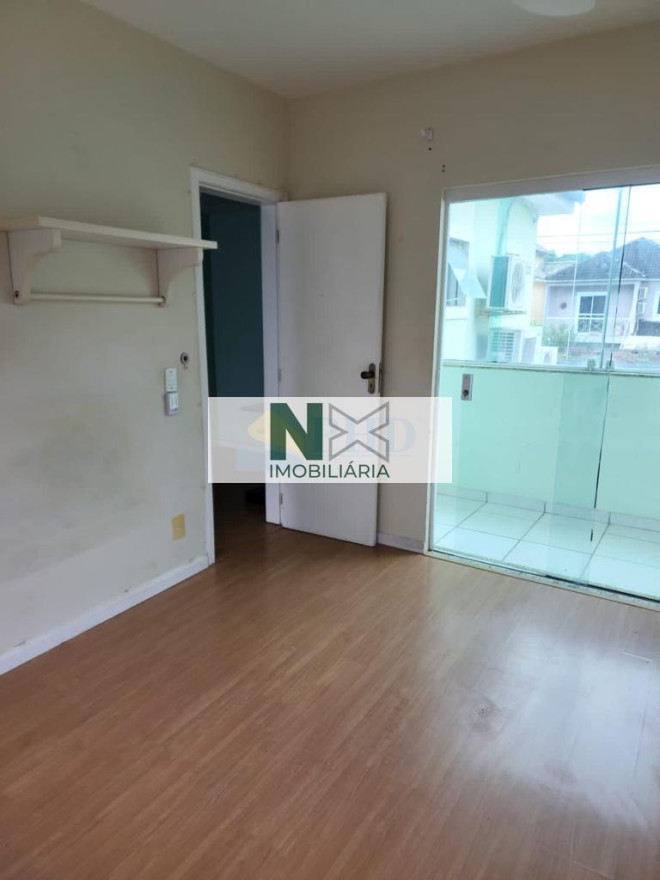 CASA 3 Quartos 220m² 