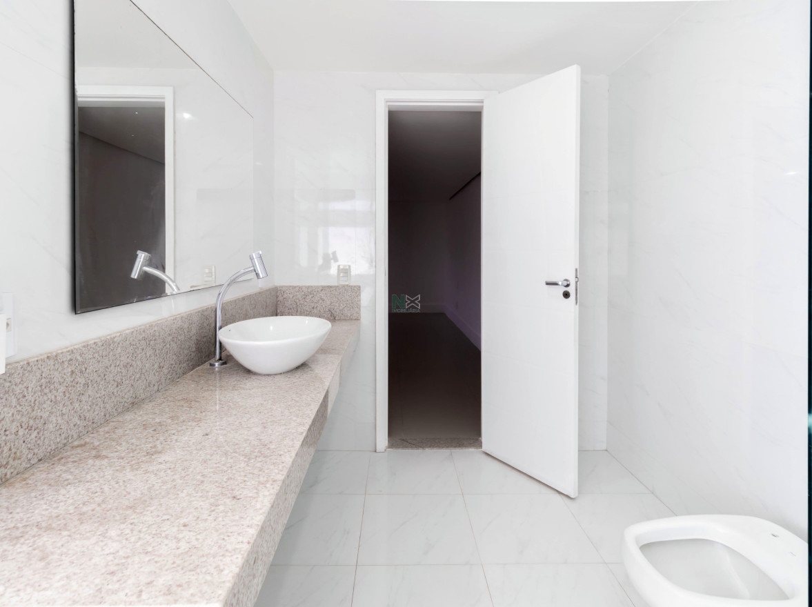 Casa 6 Quartos 700m² 