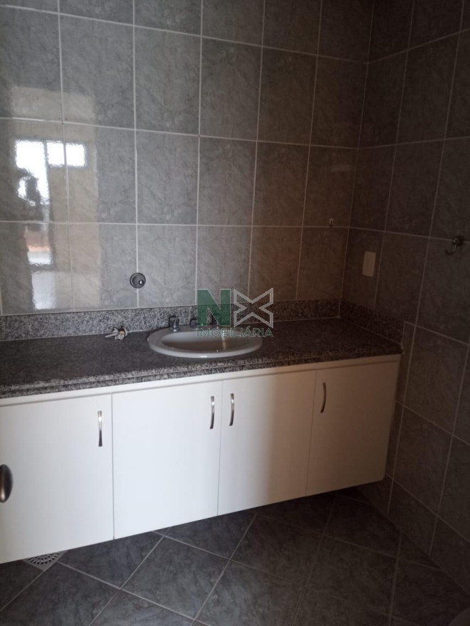 Cobertura 3 Quartos 140m² 