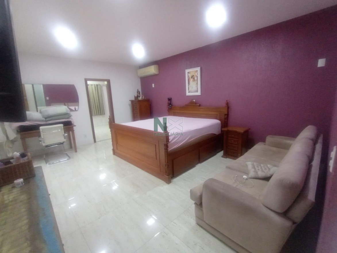 Casa 5 Quartos 350m² 