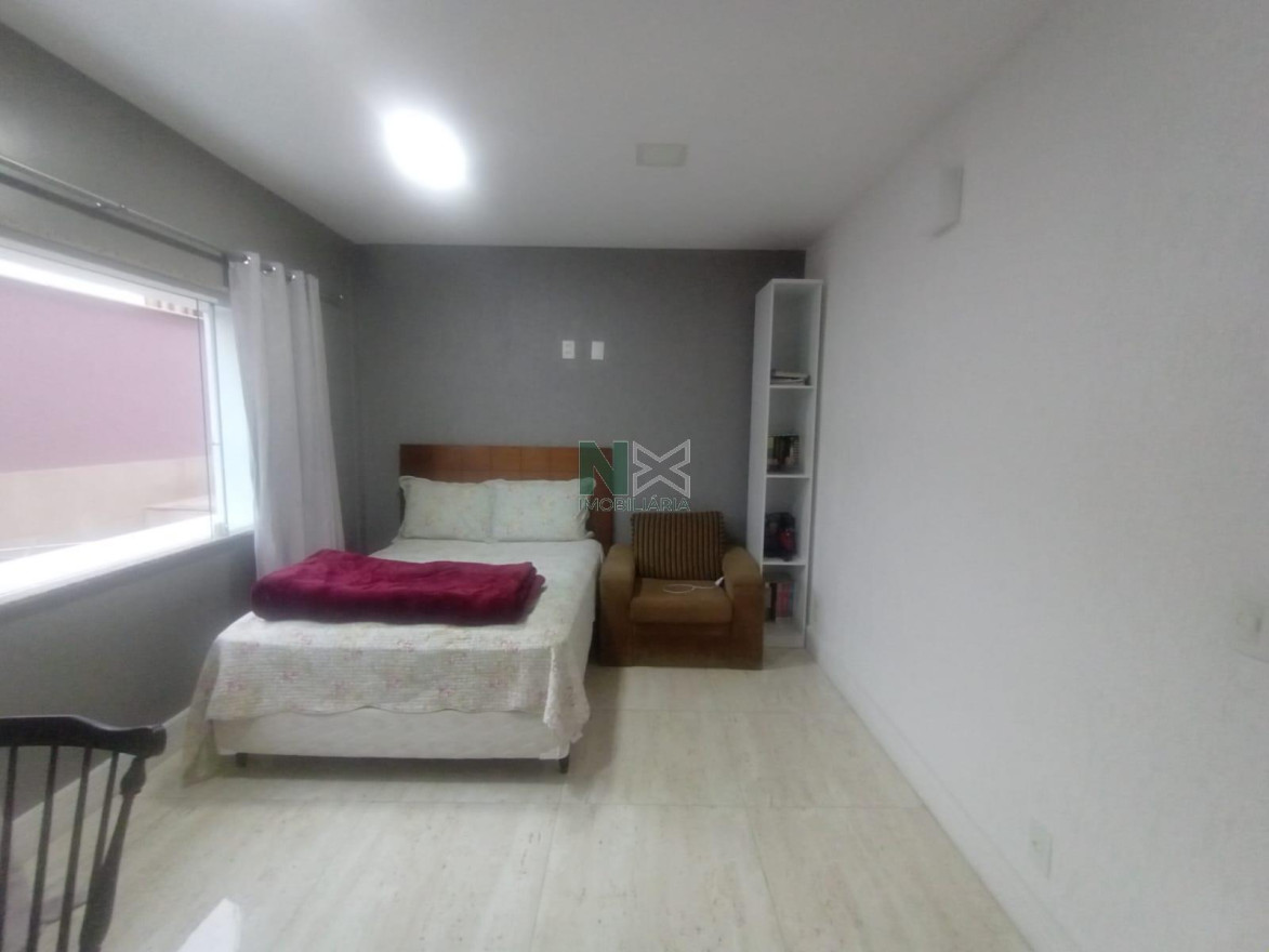 Casa 5 Quartos 350m² 