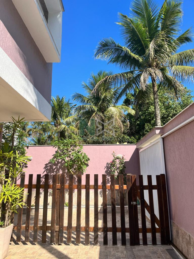 Casa 5 Quartos 350m² 