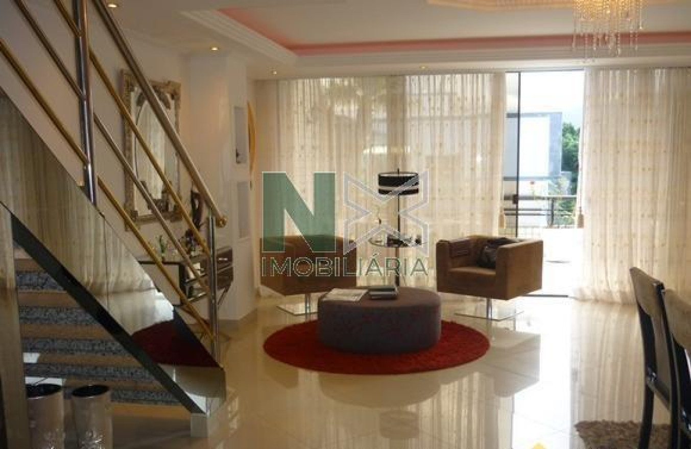 Cobertura Triplex 5 Quartos 410m² 