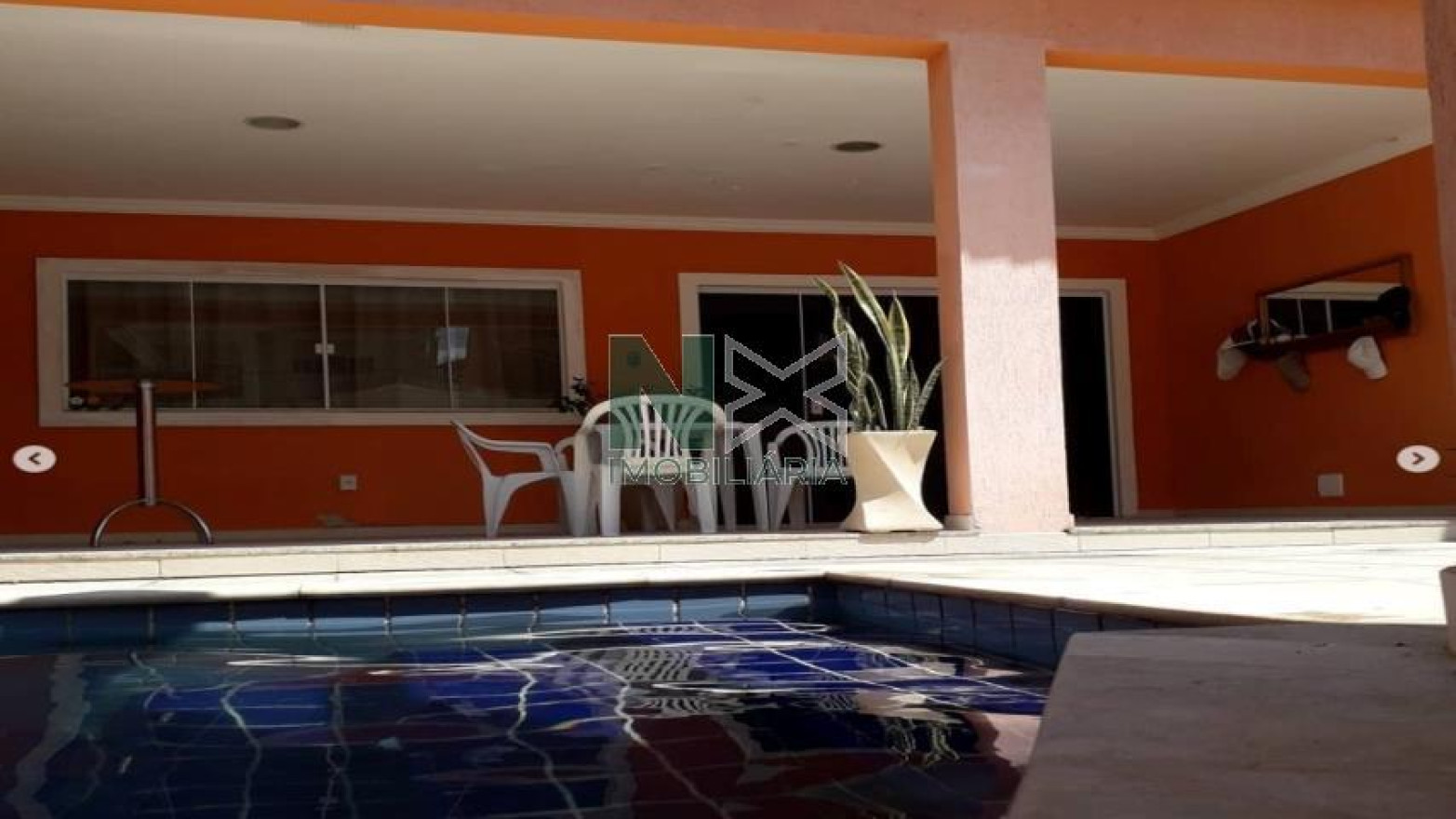 Casa 4 Quartos 200m² 
