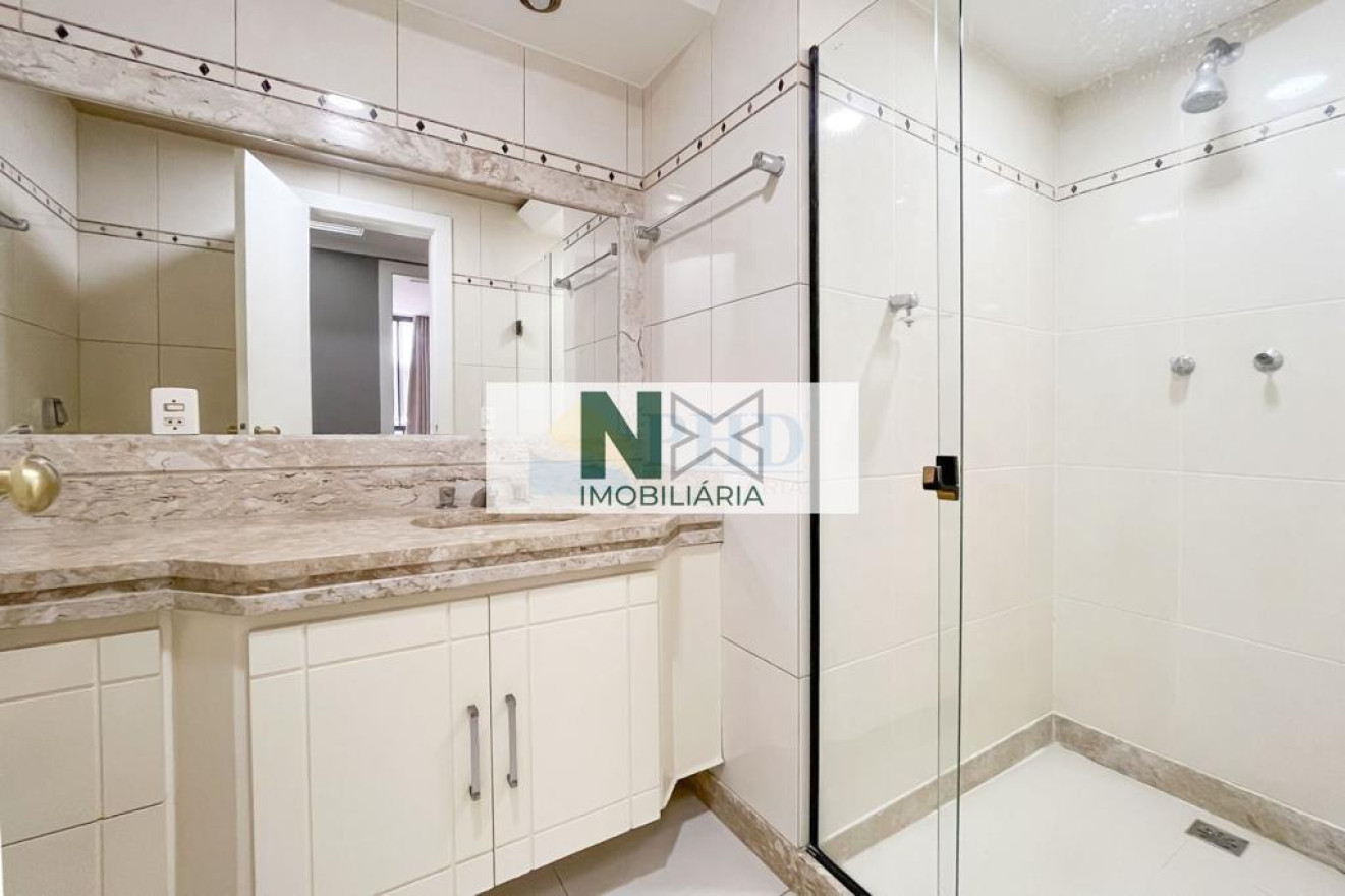Apartamento 4 Quartos 200m² 