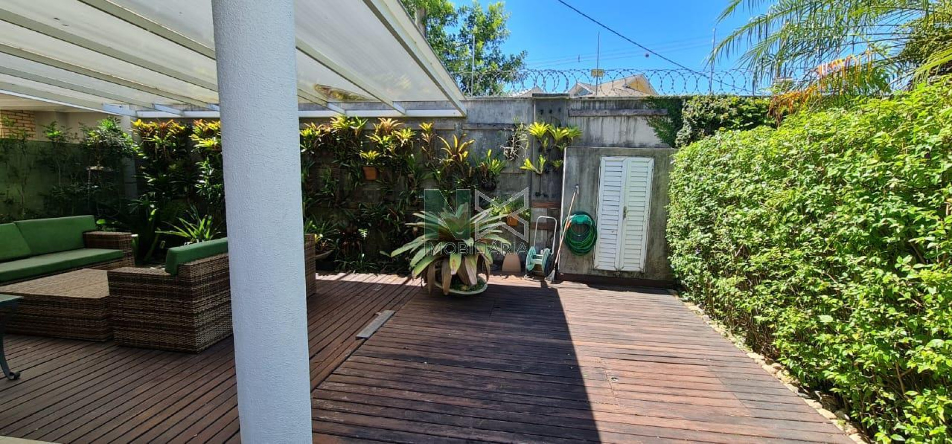 Casa 4 Quartos 213m² 