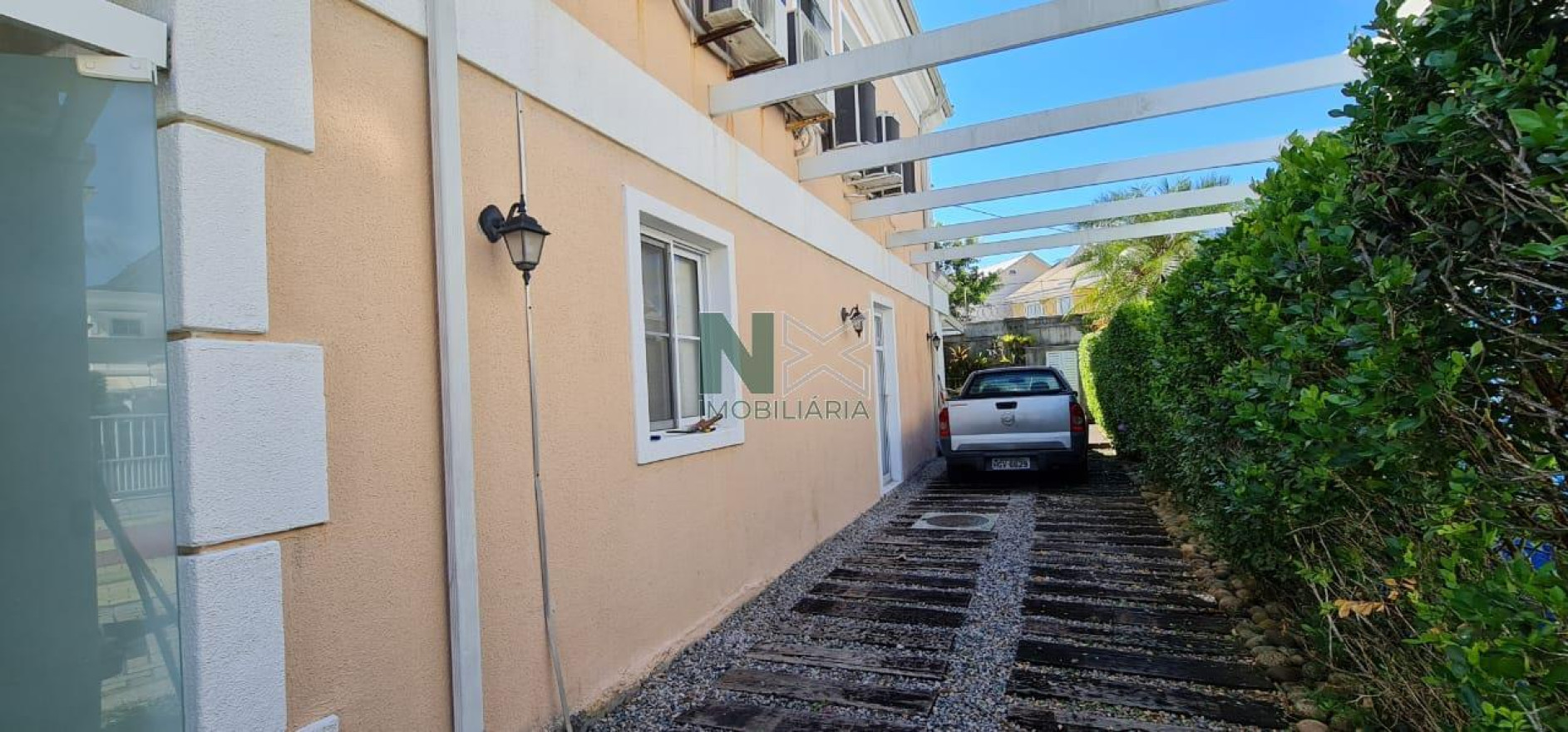 Casa 4 Quartos 213m² 