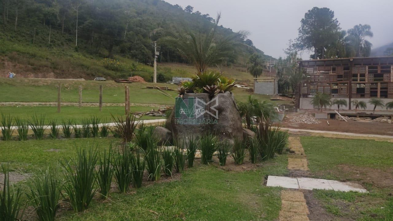 Terreno  1233m² 
