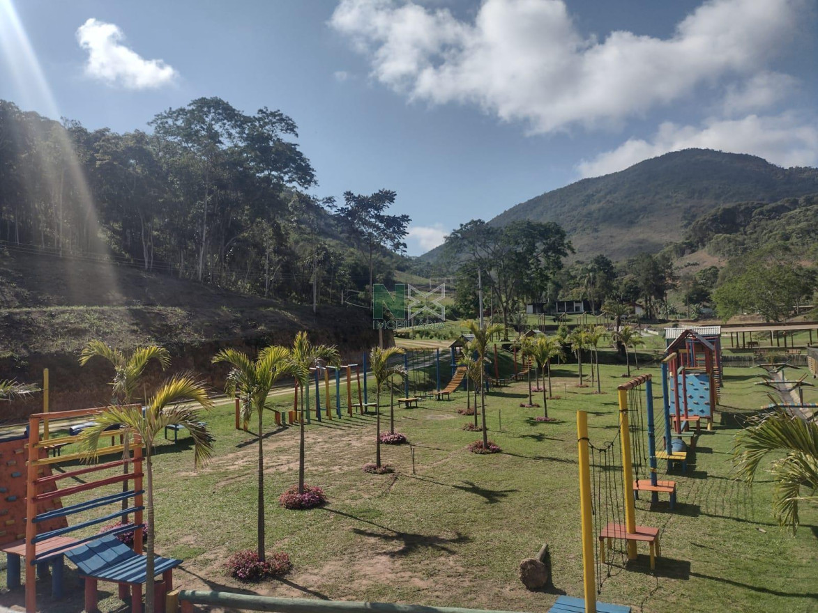 Terreno  1233m² 