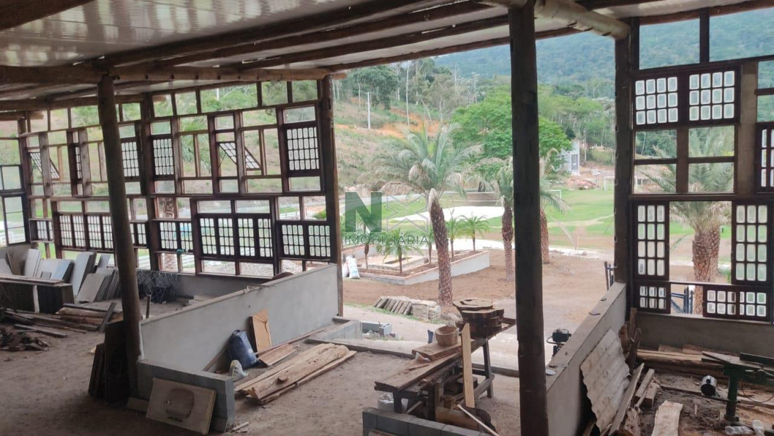Terreno  1233m² 