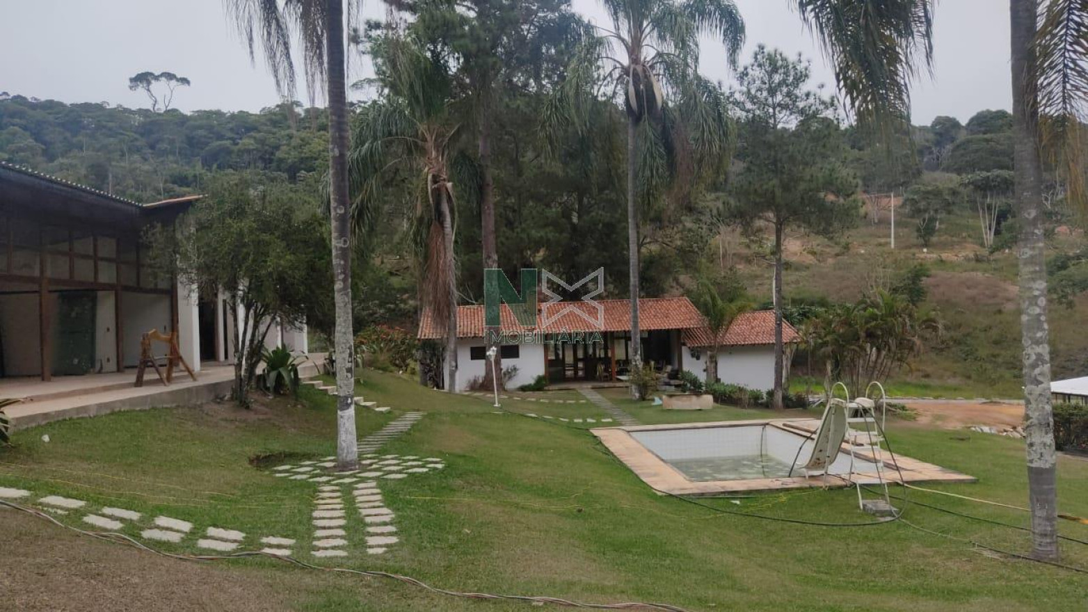Terreno  1233m² 
