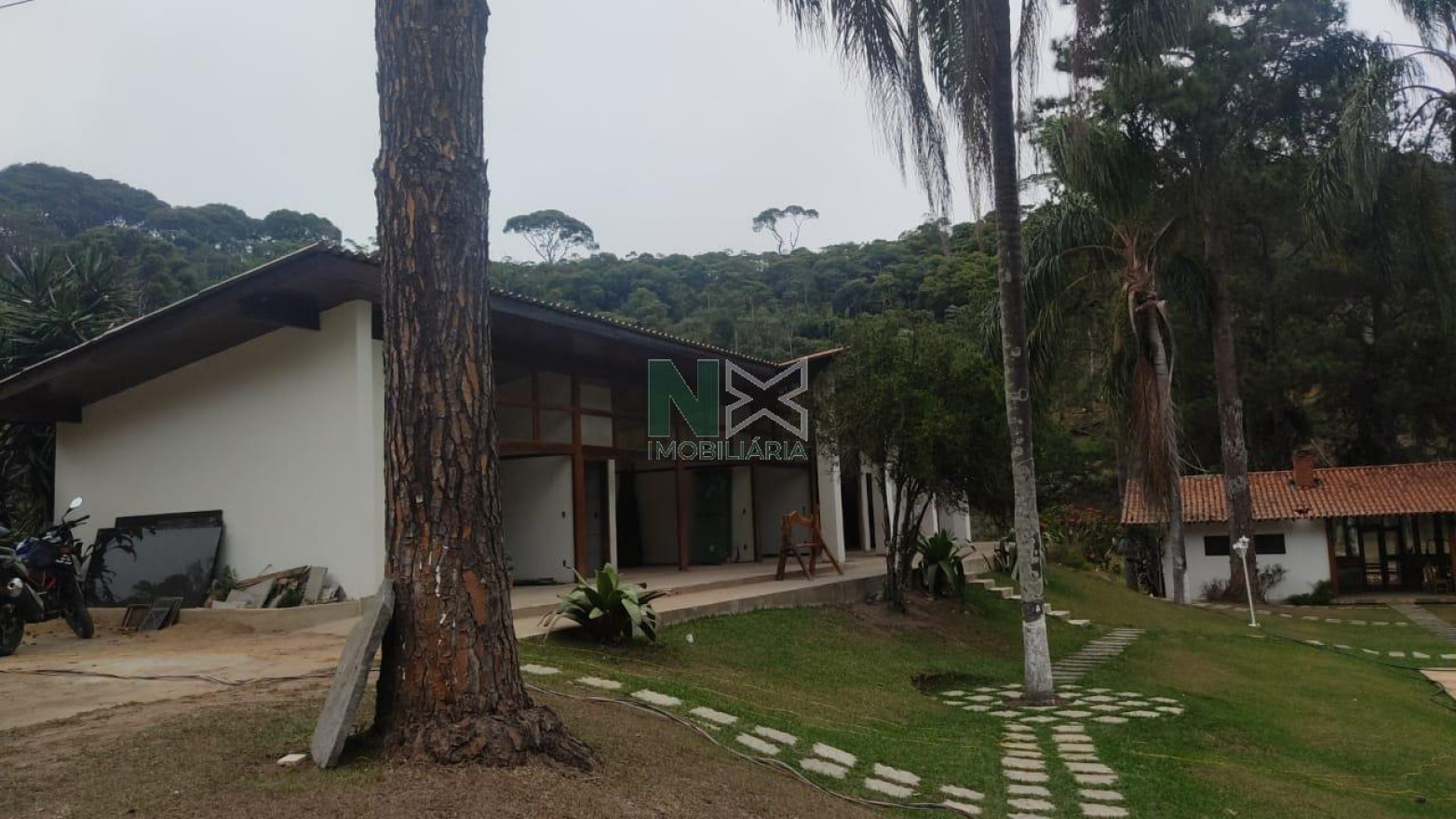 Terreno  1233m² 