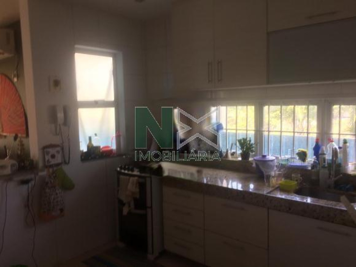 Casa 4 Quartos 170m² 