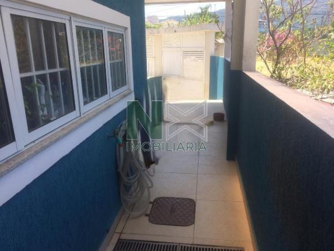 Casa 4 Quartos 170m² 