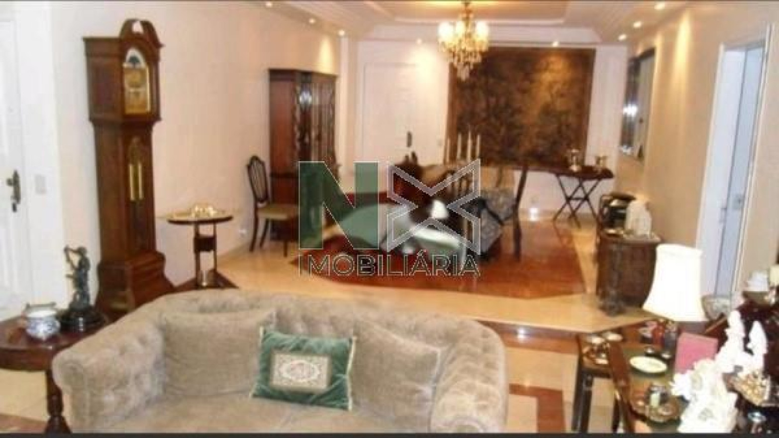 Apartamento 4 Quartos 377m² 