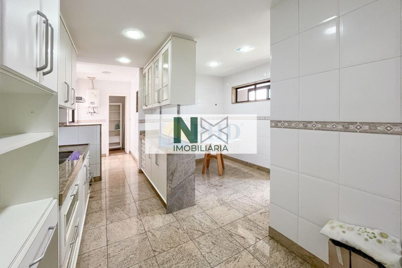 Apartamento 4 Quartos 200m² 