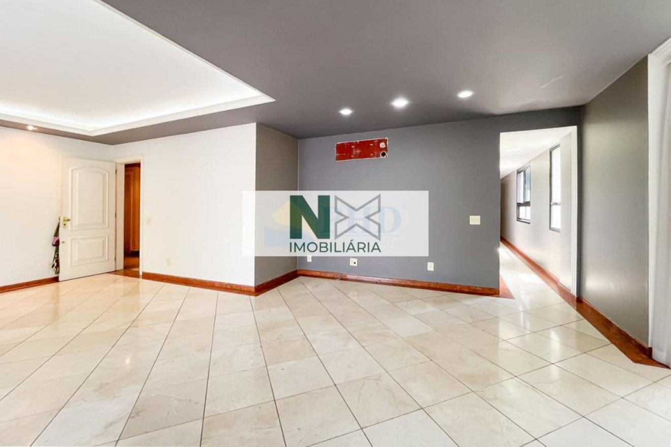 Apartamento 4 Quartos 200m² 