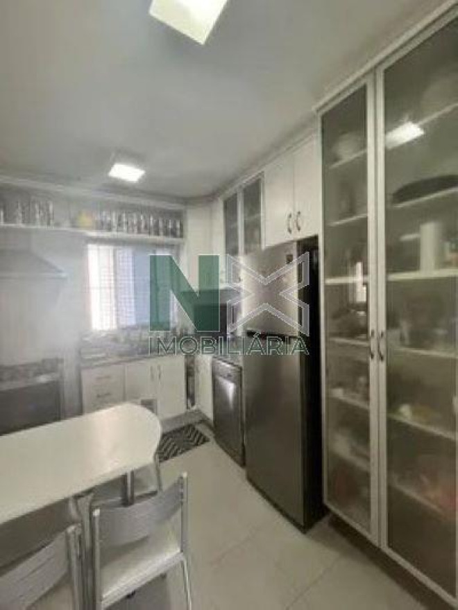 Apartamento 4 Quartos 124m² 