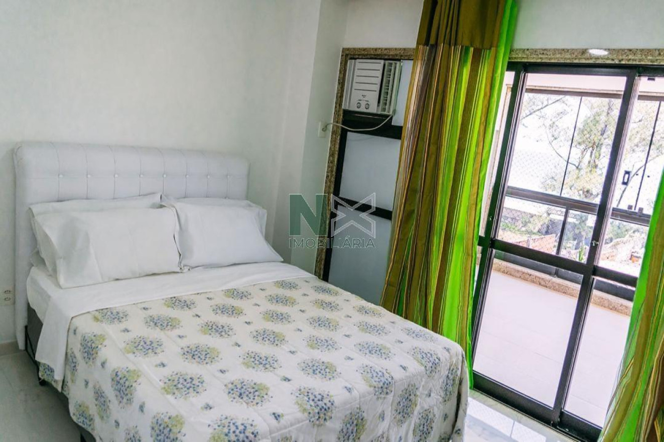 Cobertura 3 Quartos 180m² 