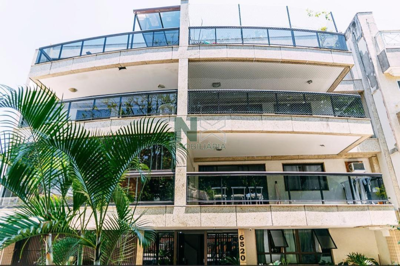 Cobertura 3 Quartos 180m² 