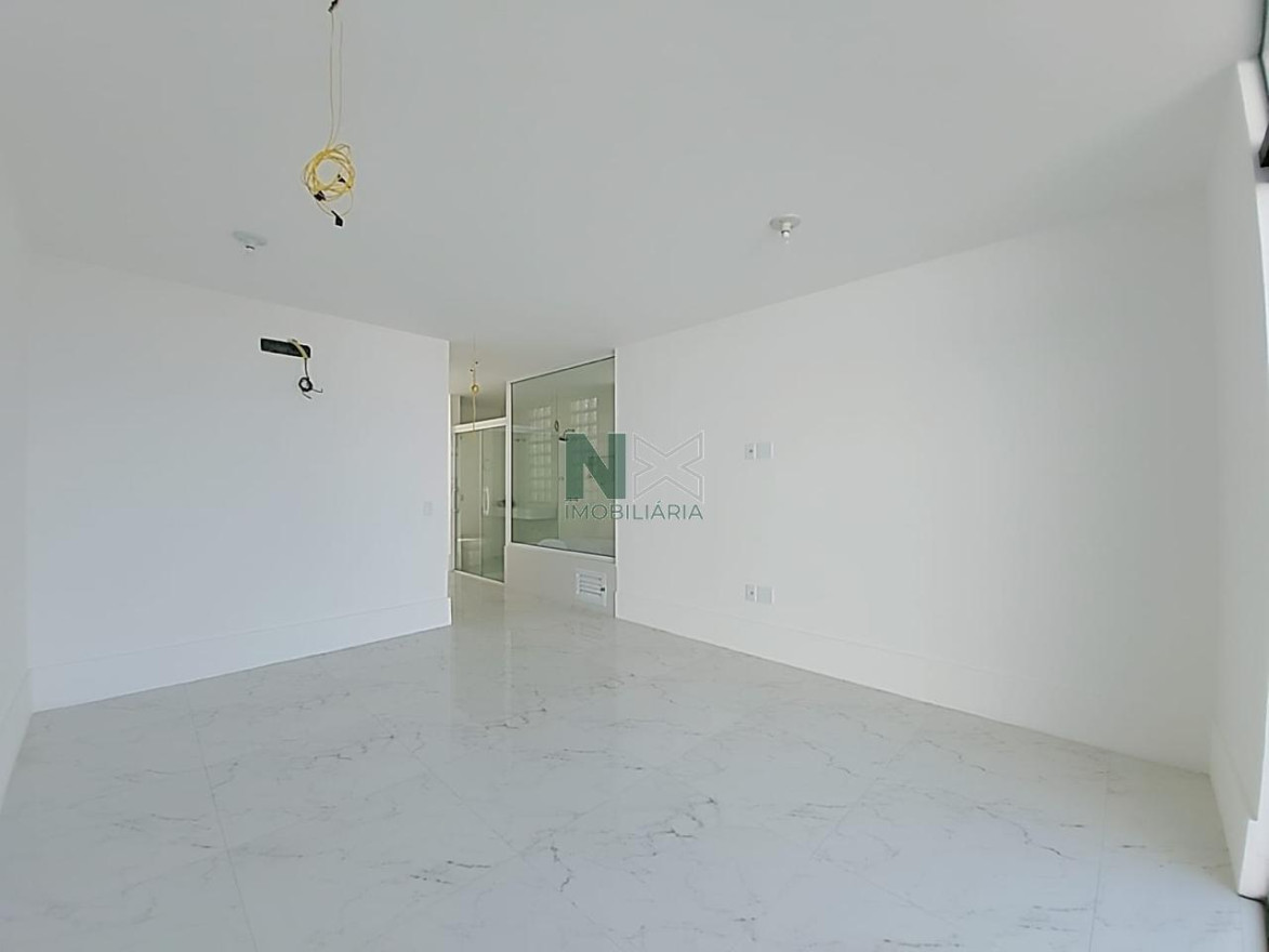 Cobertura Duplex 4 Quartos 370m² 