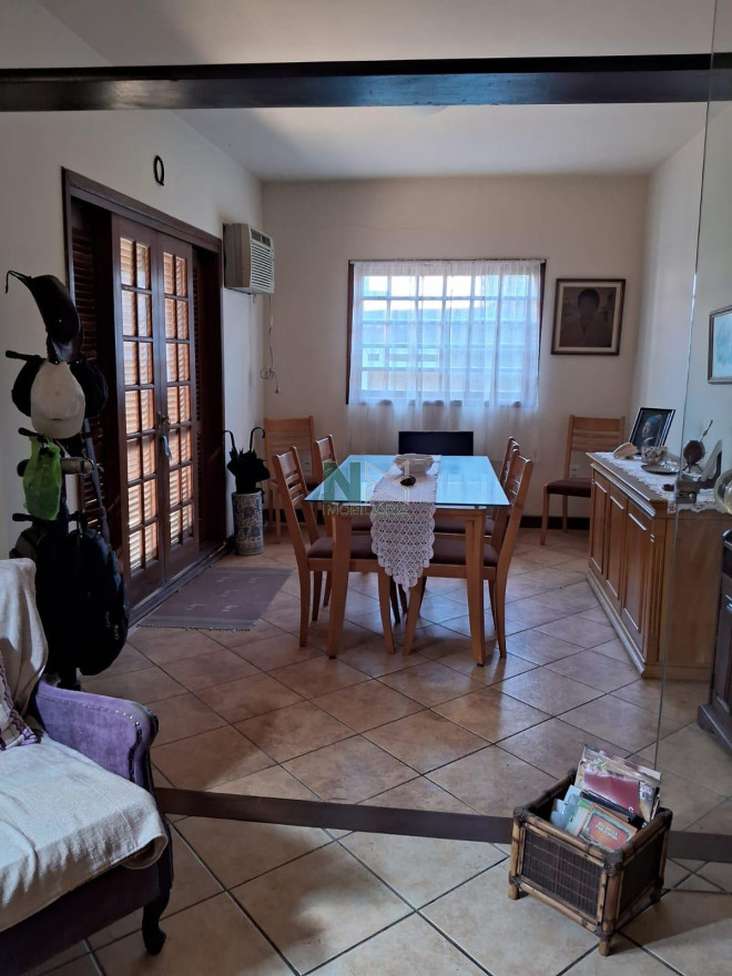 Casa 2 Quartos 180m² 