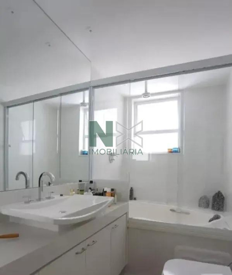 Apartamento 4 Quartos 170m² 