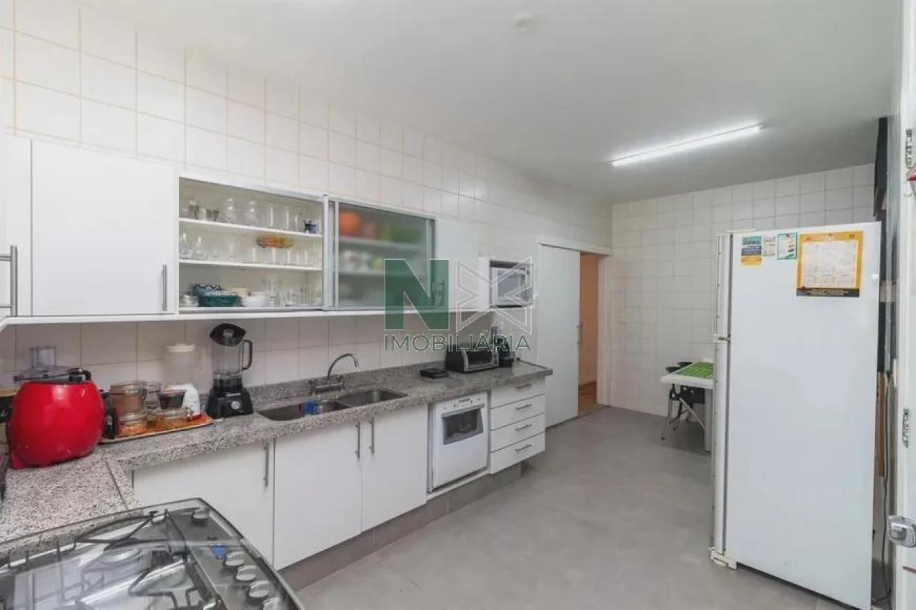Apartamento 3 Quartos 153m² 