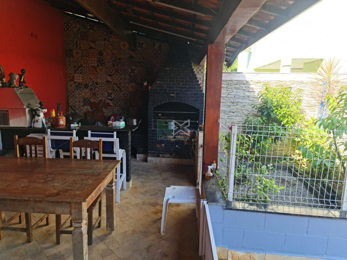 Casa 4 Quartos 600m² 