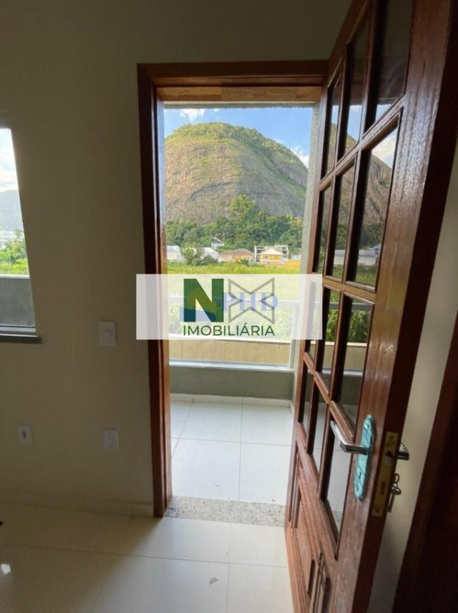 Casa 4 Quartos 150m² 