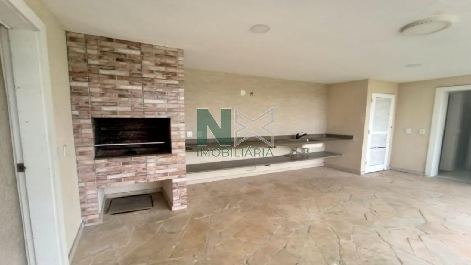 Casa 4 Quartos 600m² 