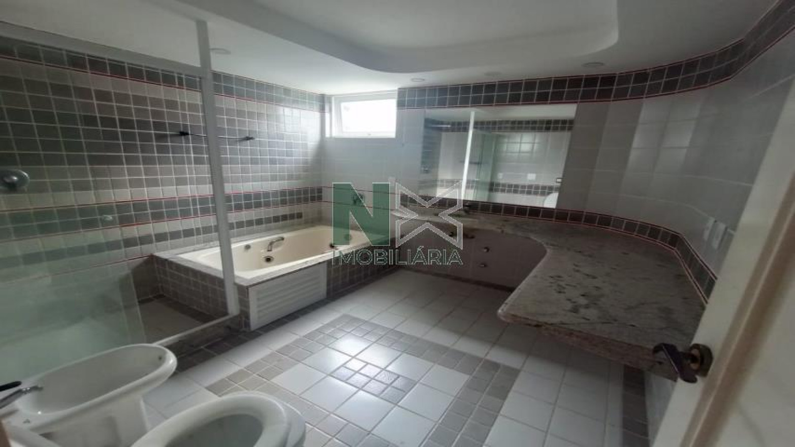 Casa 4 Quartos 600m² 