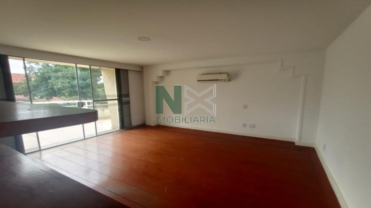 Casa 4 Quartos 600m² 