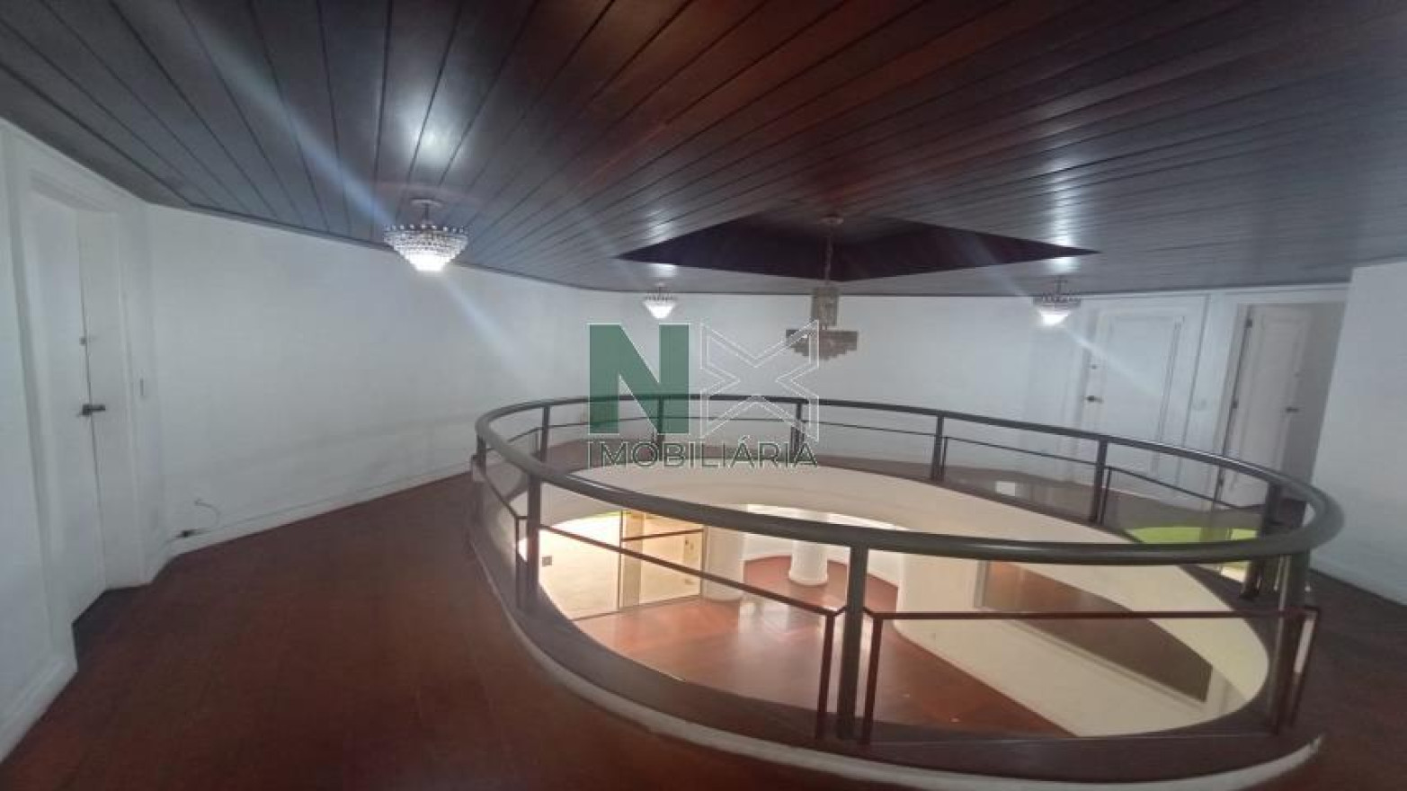Casa 4 Quartos 600m² 