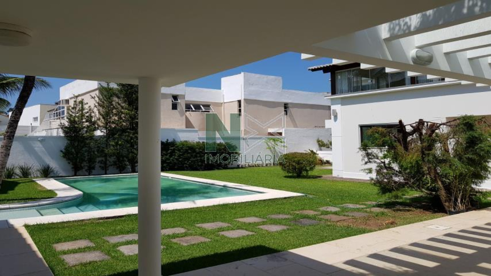 Casa 4 Quartos 410m² 