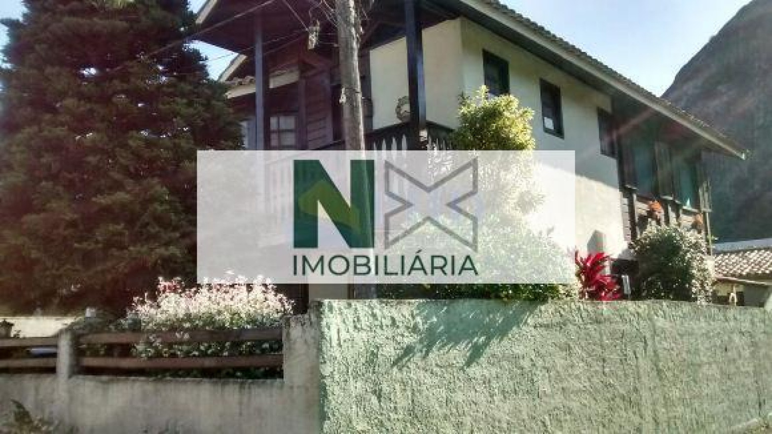 Casa 4 Quartos 130m² 