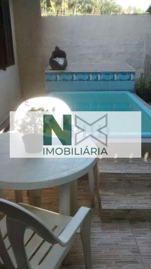 Casa 4 Quartos 130m² 