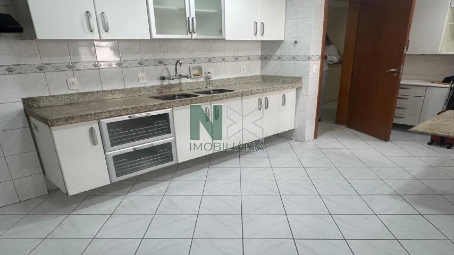 Cobertura 3 Quartos 250m² 