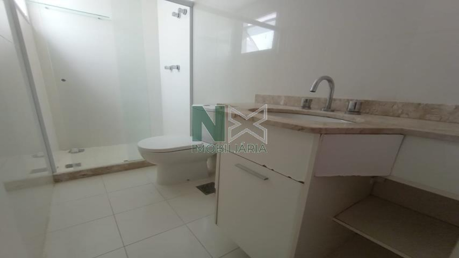 Cobertura 3 Quartos 200m² 