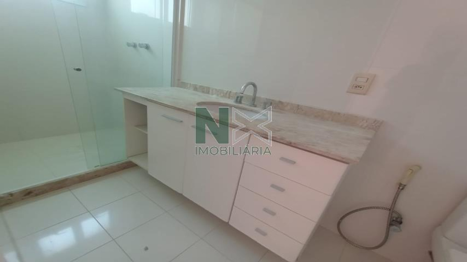 Cobertura 3 Quartos 200m² 