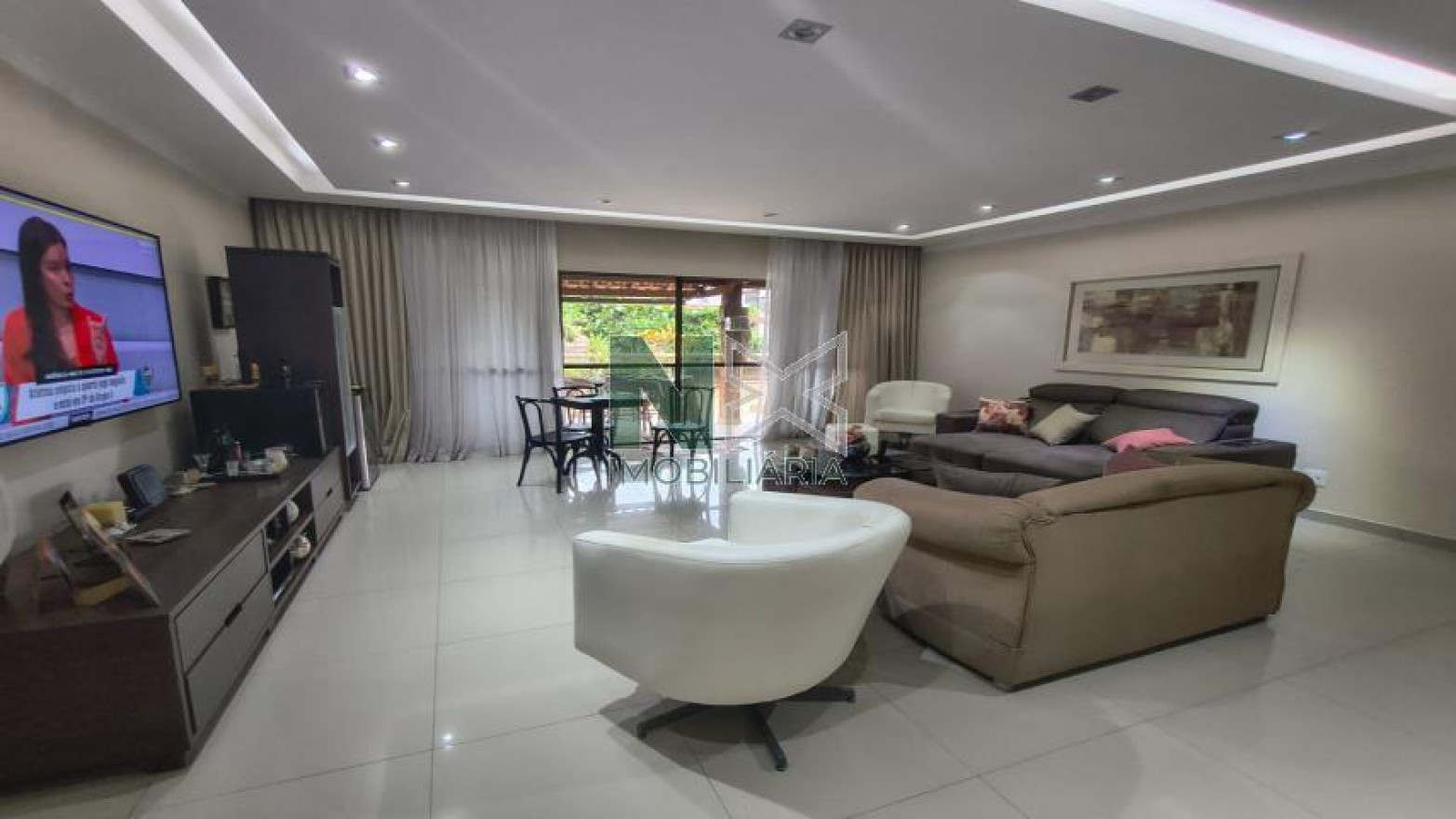 Cobertura 3 Quartos 200m² 