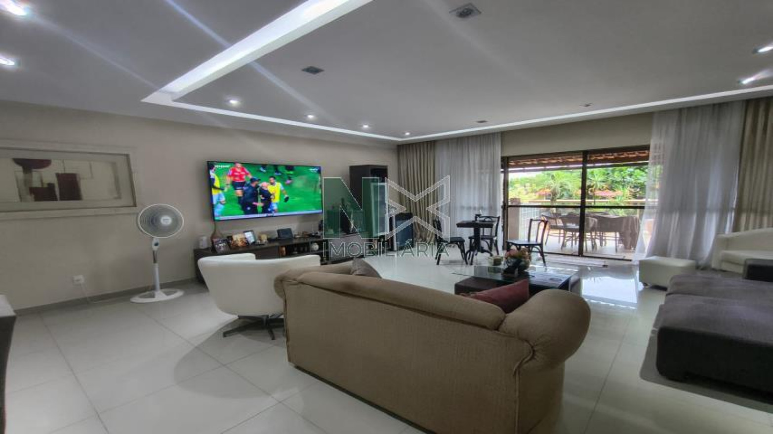 Cobertura 3 Quartos 200m² 