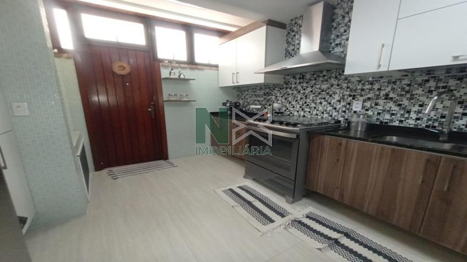 Casa 3 Quartos 200m² 