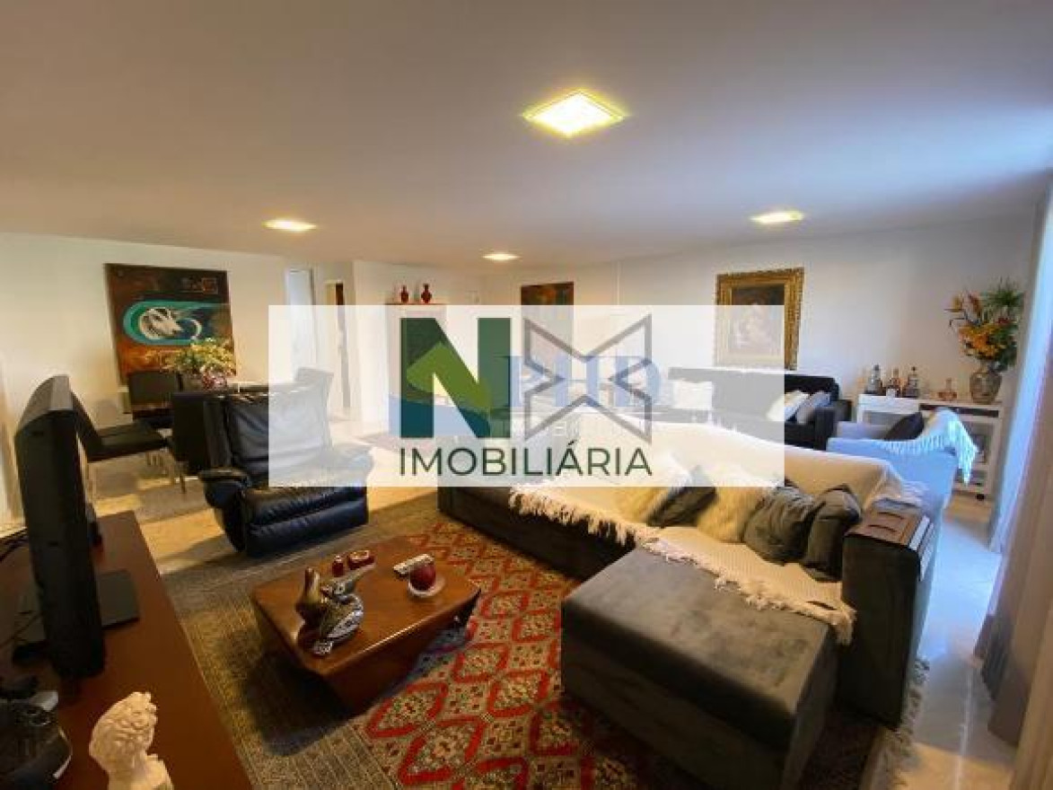 Cobertura 4 Quartos 203m² 