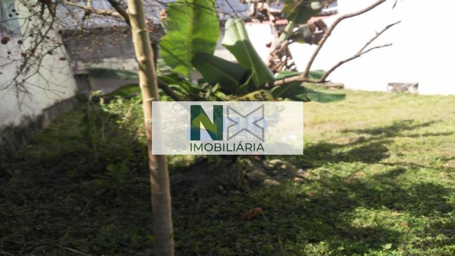 Terreno  180m² 